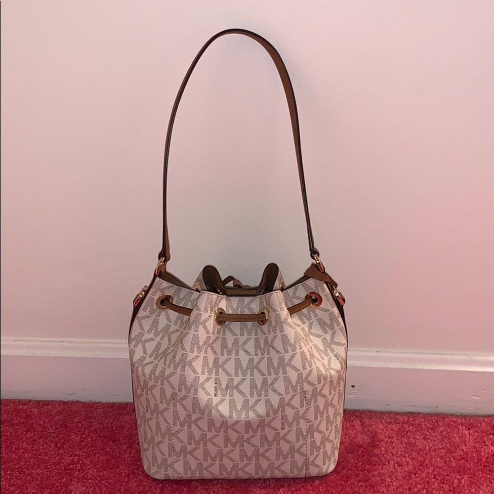 Drawstring purse - Picture 2 of 2